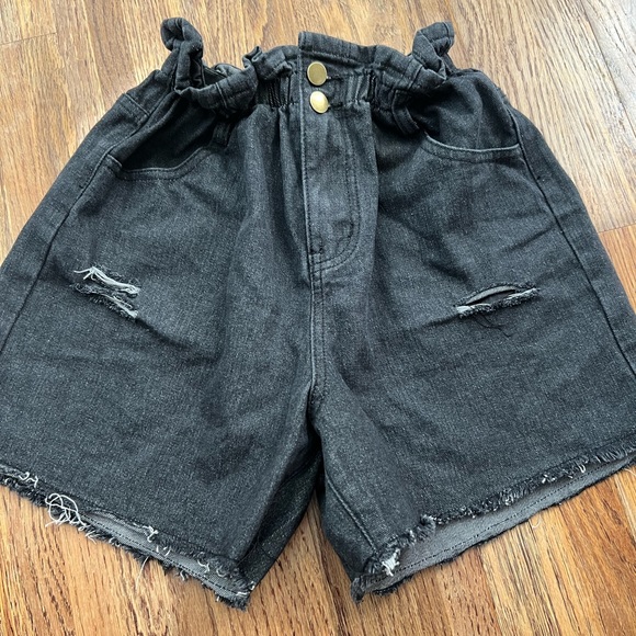 Polly Cigarette Waist Denim Shorts - Picture 2 of 4